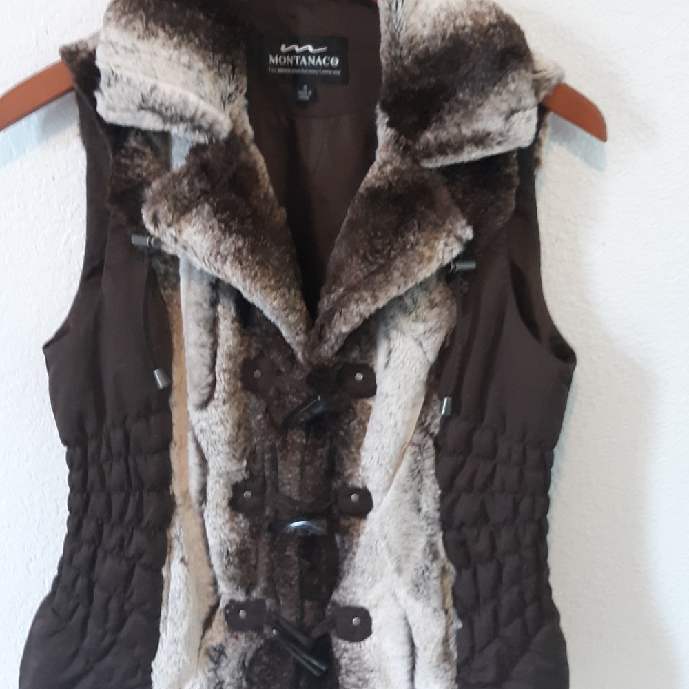 MONTANACO FAUX VEST SIZE S
